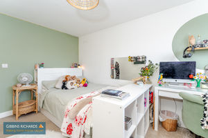 Bedroom- click for photo gallery